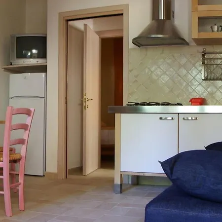 Apartman Zwei-zimmer-wohnung In By Interhome Fort Village